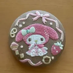 マイメロディ 刺繍缶バッジ ビスケット サンリオ