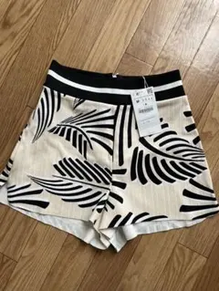 ZARA ショートパンツ　新品タグ付き