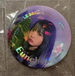 ルセラフィム　ウンチェ　缶バッジ　dicon ポップアップ　原宿