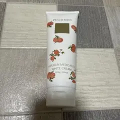 PEACH JOHN ヒップルン薬用ホワイトクリーム ピーチの香りのサムネイル