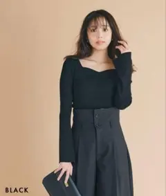 ベースメントオンライン　ハートネックフレアスリーブニット　ブラック