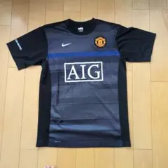 NIKE Manchester United プラクティスシャツのサムネイル