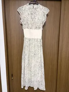 INGNI 花柄ホワイトワンピース