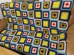 大サイズ　モチーフかぎ針編みマルチカバー