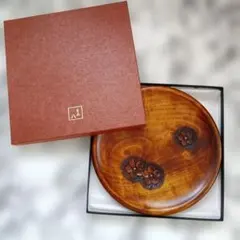 ★割引★美麗(新品未使用)日光彫花彫刻円形皿 専用箱付き