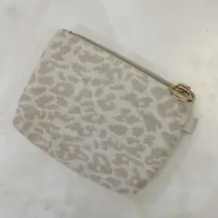 ティッシュ付きポーチ　レオパード