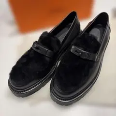 新品◾️HERMES◾️モカシン ムートン メンズローファー◾️サイズ42 