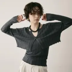 【新品未使用】完売品 Trish テレコショートカーデアンサンブル