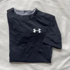 Under Armour ブラック アンダーシャツ