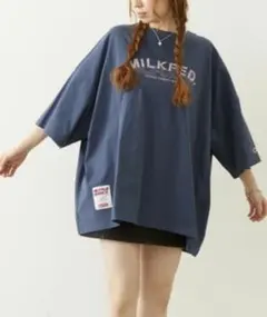 MILKFED.×CHAMPION LAYER LOGO BIG TEE