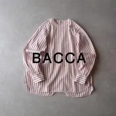 美品 トゥモローランド 2,7万円 BACCA ラッフルカラーのブラウス 