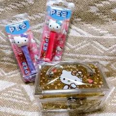サンリオ　ハローキティ PEZディスペンサー2個 バニティケースセット