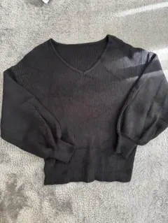 GRL ブラック Vネック リブ編み セーター