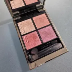 SUQQU シグニチャーカラーアイズ　04 純撫子