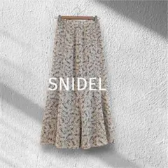【SNIDEL】スナイデル　ロングスカート　マーメイド　プリント　花柄