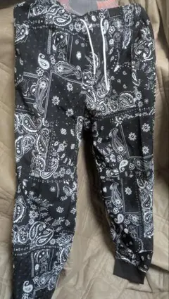 人気！バンダナ柄ジョガーパンツ Мサイズストリート hiphop