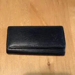Louis Vuitton エピレザー キーケース 黒