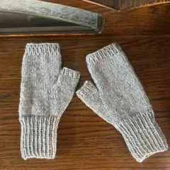 ハンドウォーマー　かぎ編み　シンプル　ハンドメイド
