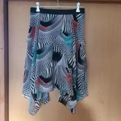幾何学模様 アシンメトリーフレアスカート Mサイズ