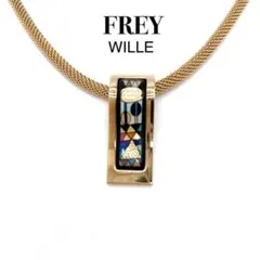 フライヴィレ Frey Wille ハーフムーン ネックレス 幾何学柄 フライヴィレ Frey Wille ハーフムーン ネックレス 幾何学柄
