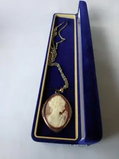 CAMEO ／カメオハート型 ペンダントトップK18刻印／ イタリア製／未