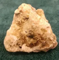 水晶含有　原石