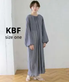 ☆ KBF ケービーエフ 2WAYプリーツシアー ワンピース oneのサムネイル