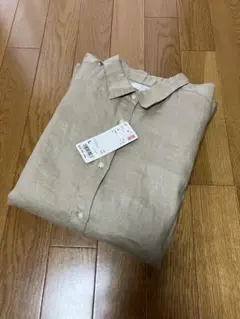 UNIQLO プレミアムリネンシャツ 長袖 ベージュ Lサイズのサムネイル