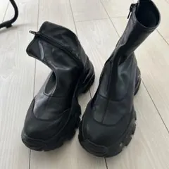 Item thumbnail for item 221352fb-eabb-426a-aeb8-ec6d62a603ee