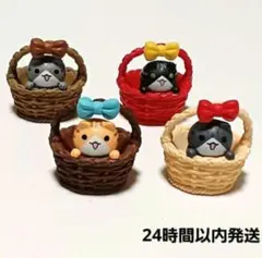 猫の置物　かわいい かごに入った子猫　４体セット　ミニチュア フィギュア