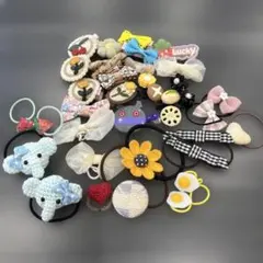 ベビー ヘアクリップ ヘアピン　ヘアゴム　キッズ　ヘアーアクセ　中古品