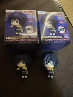 鬼滅の刃 ナムコ 冨岡義勇 アクリルプレート ホログラム缶バッジ　ちびぐるみ 鬼滅の刃 漆ノ章 ナムコ限定 ホログラム缶バッジ 冨岡義勇