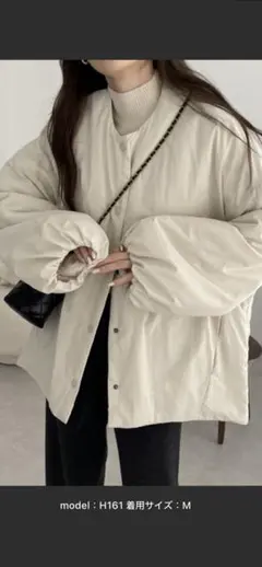 ノーカラー ダウンジャケット