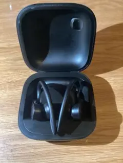Powerbeats Pro オリーブグリーン 本体 美品 ほぼ未使用 Powerbeats Pro 2 新品 29,700円 中古 20,000円 | ネット最安値