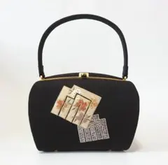 和装用ハンドバッグ✨桜 箱形 ボックス がま口 黒 刺繍 花柄 金細工
