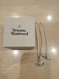 Vivienne Westwood オーブペンダント ネックレス