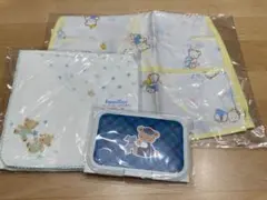 familiar / 食事エプロン、ガーゼハンカチ2枚、ビタットの3点セット