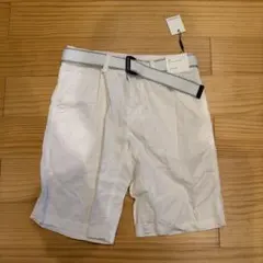 カルバンクライン　Calvin Klein ホワイトショートパンツ ベルト付きのサムネイル