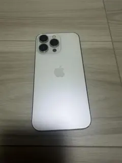 最終値下げ‼️Apple iPhone 13 Pro 本体 ホワイト ほぼ新品 - メルカリ