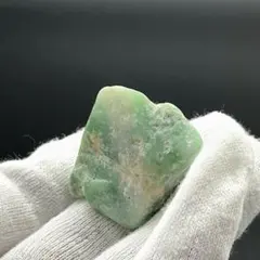 糸魚川翡翠 金山谷 アップルグリーン 29.4g - メルカリ