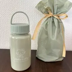 ららら様交渉中《新品未使用》ハローキティ ウォーターボトル 水筒　青山　非売品