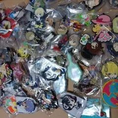 アニメグッズ　ストラップなど 新品６０点程度　まとめてセット　【せどり、転売】