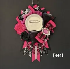 痛ロゼット　ロゼット　痛バッグ　ピンク　ショッキングピンク　黒　銀