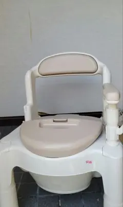 ポータブルトイレ 福祉　介護　安寿　新品未使用 ポータブルトイレ | 【安寿】の介護用品 | アロン化成