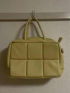 【日本未発売】チャールズアンドキース キルティング パソコンバッグ 日本未発売】チャールズアンドキース キルティング パソコンバッグ