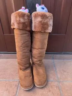 ブラウンファー付きロングブーツ