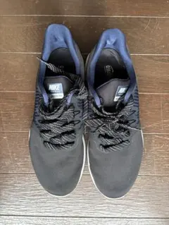 W NIKE IN-SEASON TR-8 PRM コンフォート