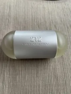Carolina Herrera 212 オードトワレ 100mlのサムネイル