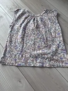 花柄ノースリーブシャツ