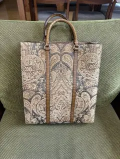 Item thumbnail for item cb7e8e5b-9227-41dc-abb3-997ace277d29